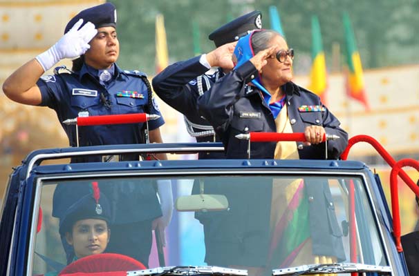 Stand by helpless people like trusted friends: PM