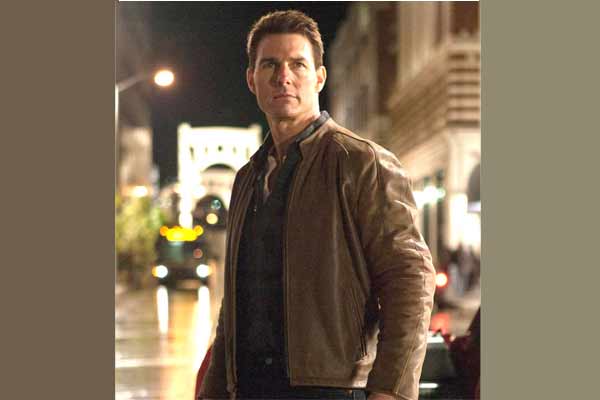 Tom Cruise teases fans with 'Top Gun' sequel plans
