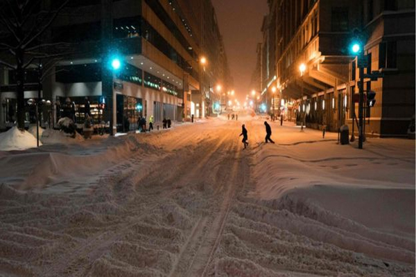 US faces blizzard-hit working week
