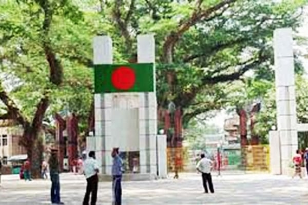 13 teenagers return after serving jail term in India