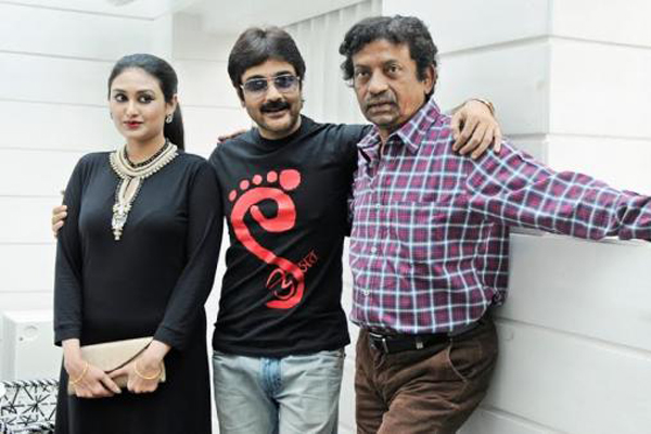 First look of Goutam Ghose's Shankhachil