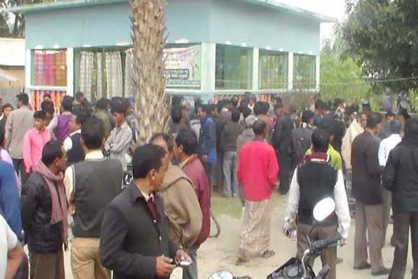 3 held over Panchagarh priest murder