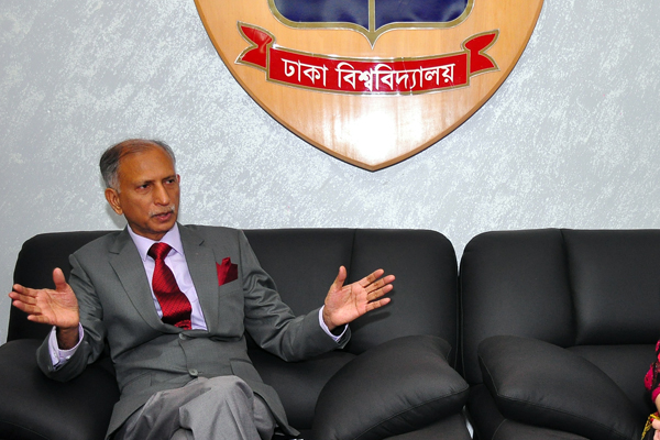 Arefin Siddique gets SUSWM World Peace Award