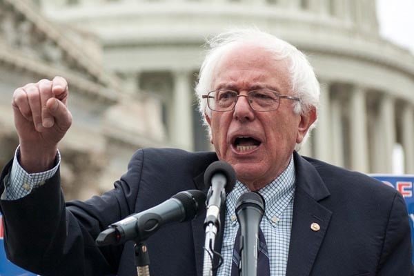 Sanders wins in Washington and Alaska