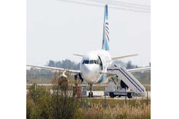 EgyptAir hijacker arrested in Cyprus