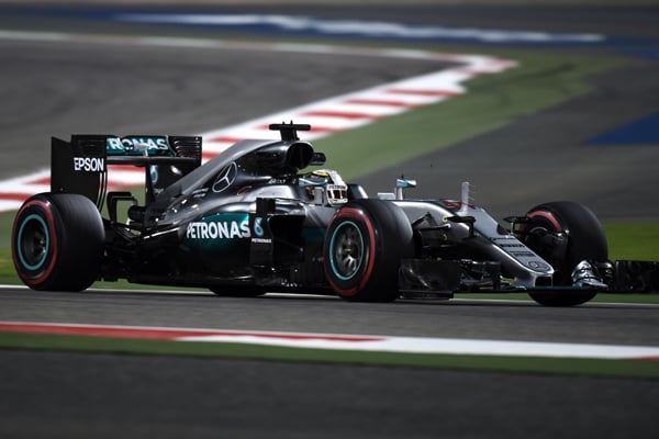Rosberg fastest as Ferrari hit trouble