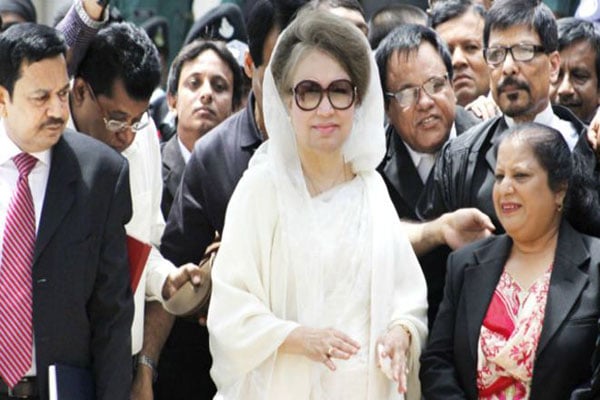 Khaleda gets bails in 5 cases