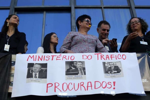 Brazil's transparency chief quits over corruption probe tape