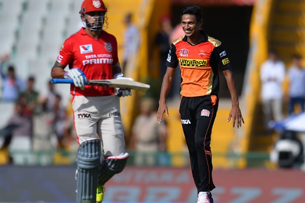 'The Fizz' creates problems for the umpires too