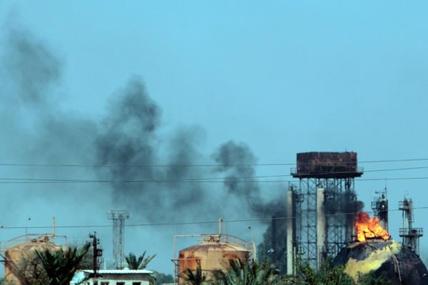 14 killed as IS suicide bombers hit Taji gas plant in Iraq