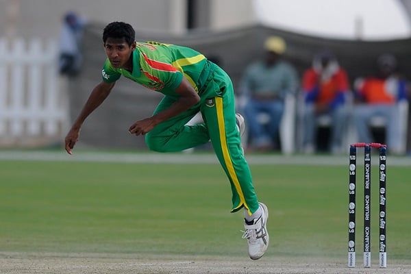 Sunrisers' Warner-Mustafiz trick