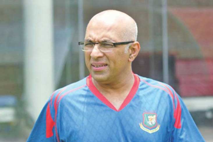 Hathurusingha retained as Bangladesh coach until 2019
