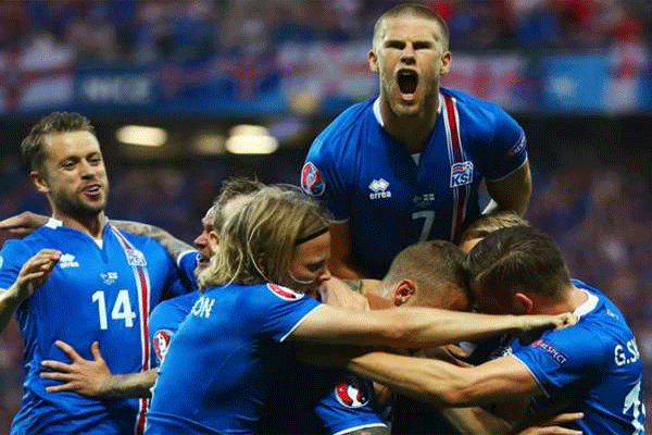 Iceland beat England 2-1, Hodgson quits as manager