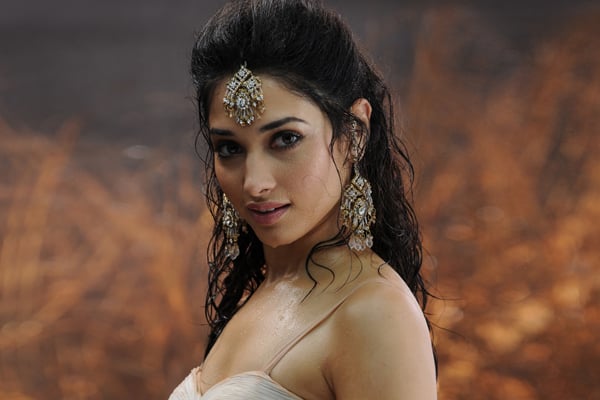 Tamannaah plays an actress in 'Devi(L)'