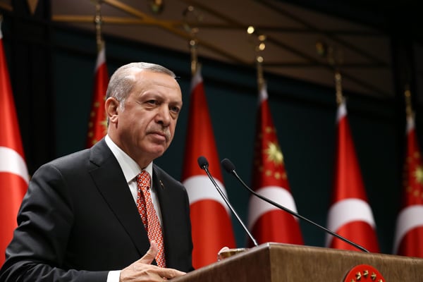 Turkey to disband presidential guard
