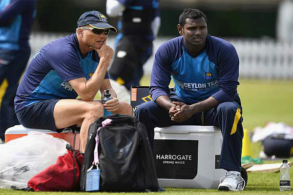 Lack of bowling reserves frustrated Mathews