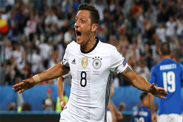 Germany break Italy jinx, enter semis