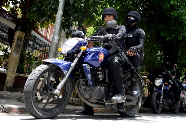 Philippines bomb blamed on Abu Sayyaf