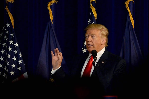 Trump campaign acknowledges Obama was born in US