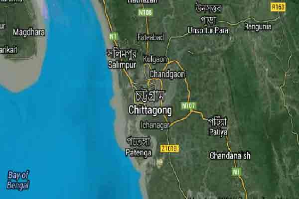 Bus-truck collision kills 2 in Sitakunda