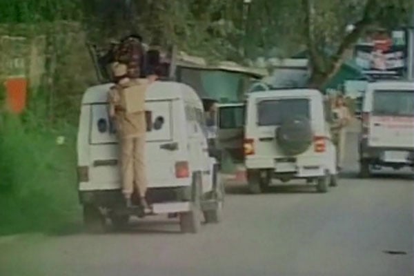 17 soldiers killed in attack at Indian army base in Kashmir