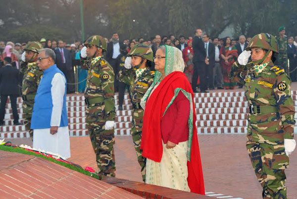 President, PM pay tributes to martyrs on Victory Day