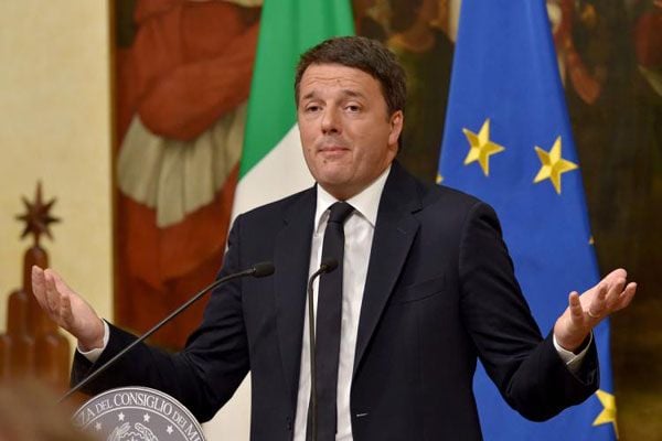 Italy PM resigns after clear referendum defeat