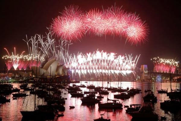 New Year celebrations: Global festivities welcome 2017