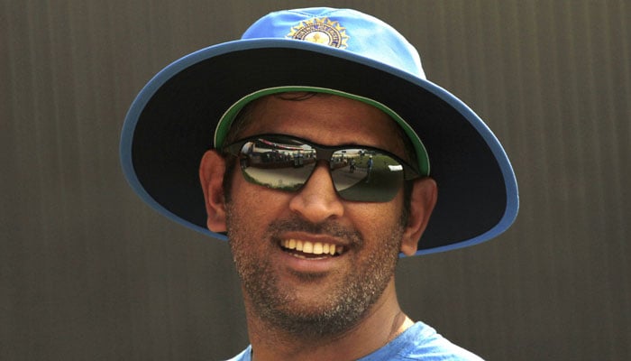Dhoni steps down as ODI, T20 captain