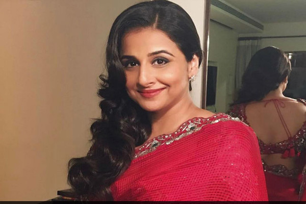 Vidya unveils first poster of Begum Jaan