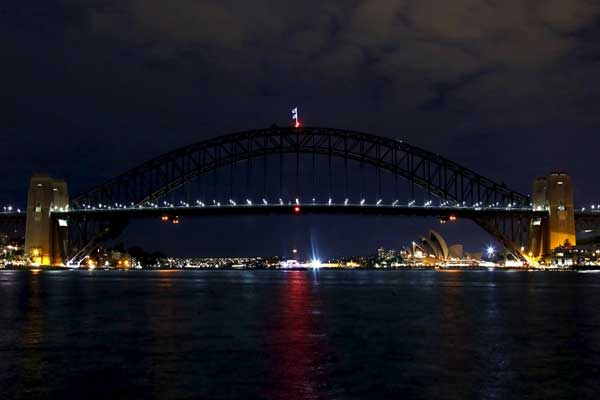 Cities and monuments switch off for Earth Hour