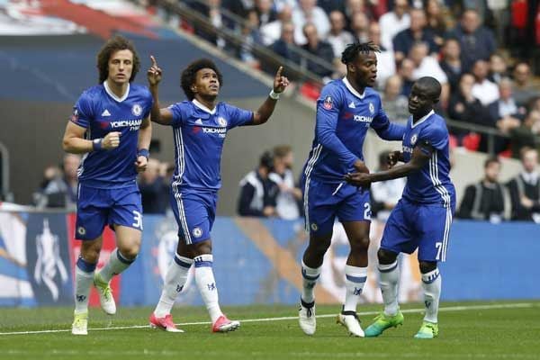Chelsea down Tottenham to progress to FA Cup final