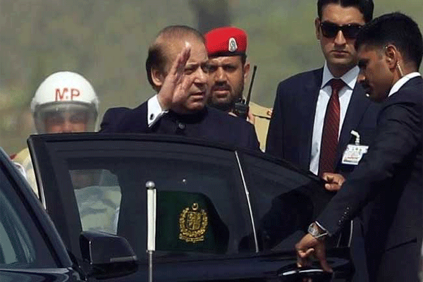 Panama Papers: Pak PM Nawaz awaits ruling