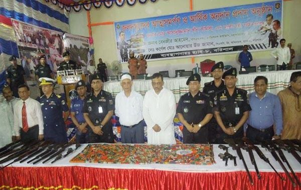 25 pirates surrendered with firearms