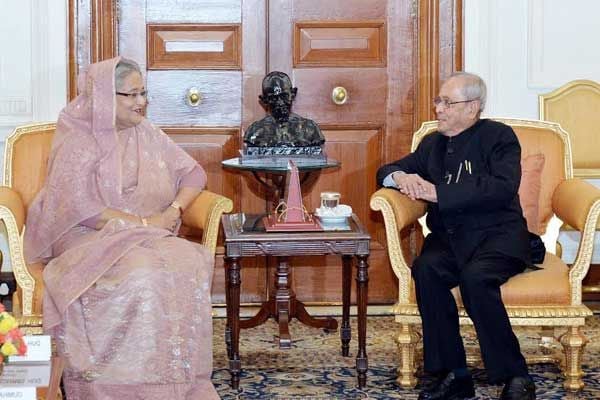 Pranab praises PM's efforts of BD-India relations