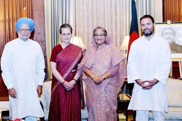 Sonia assures PM of common stand on BD