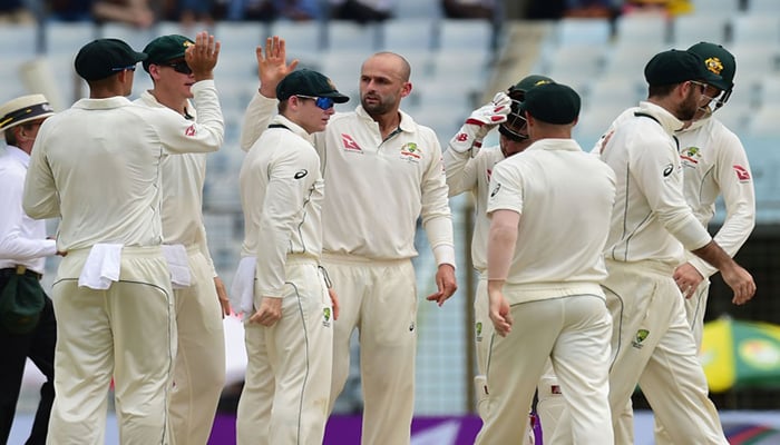 Bangladesh lose control in 2nd innings
