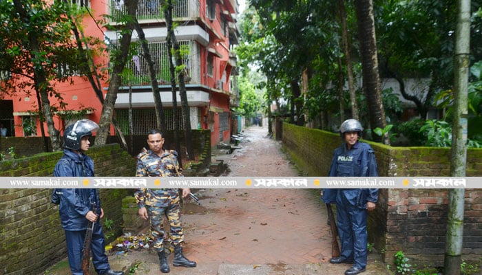 Police cordon off 'militant den' in Jessore
