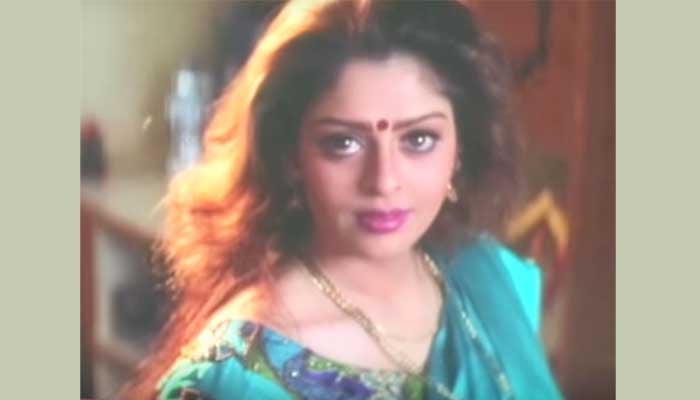 'Julie 2' casting couch story based on Nagma?