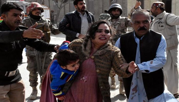 Suicide bombers attack church in Pakistan, killing 5