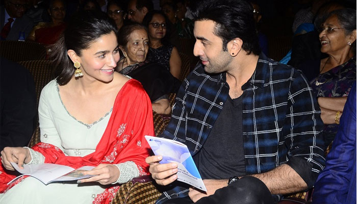 Are Alia and Ranbir dating each other? 