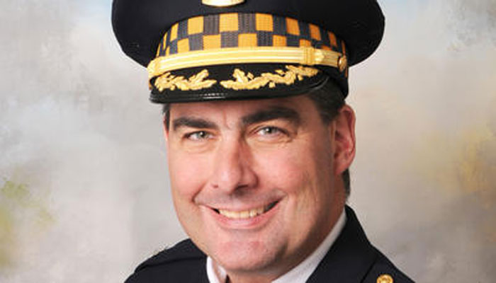Chicago police commander gunned down
