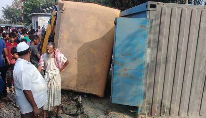 4 killed as train hits covered van in Feni 