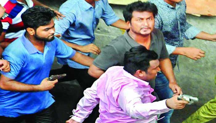 Gulistan hawker eviction drive: 2 ex-BCL leaders charged  