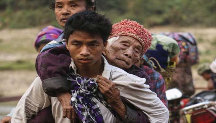 Myanmar violence: Thousands flee fresh fighting in Kachin state