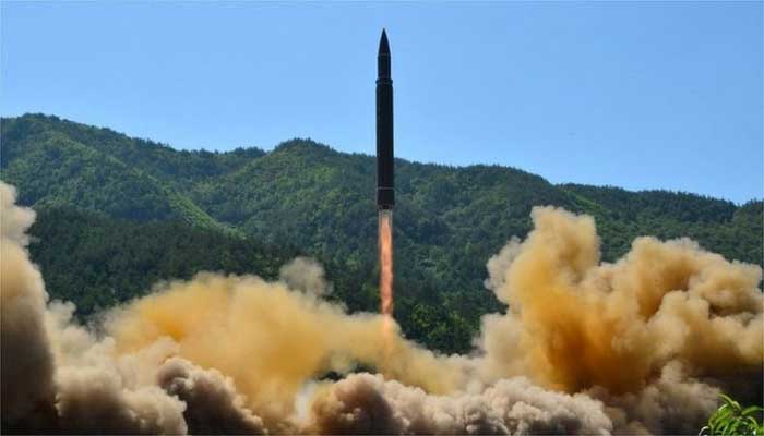 North Korea 'halts missile and nuclear tests' 