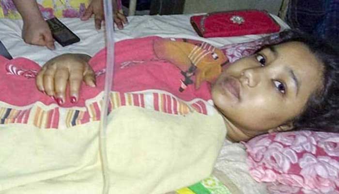 Rozina who lost leg in Banani bus accident dies  