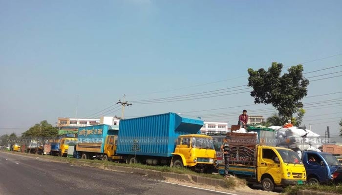 Bus strike called on Dhaka-Chattogram route 
