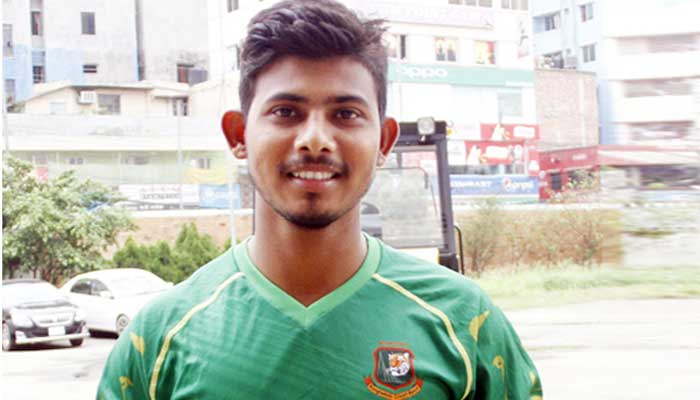 Taskin, Imrul out, Mosaddek back in T20 squad 