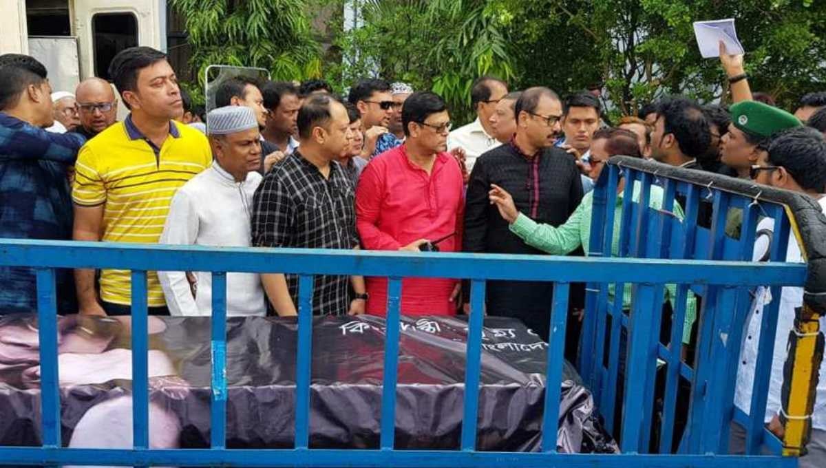 Ayub Bachchu’s body taken to Chattogram